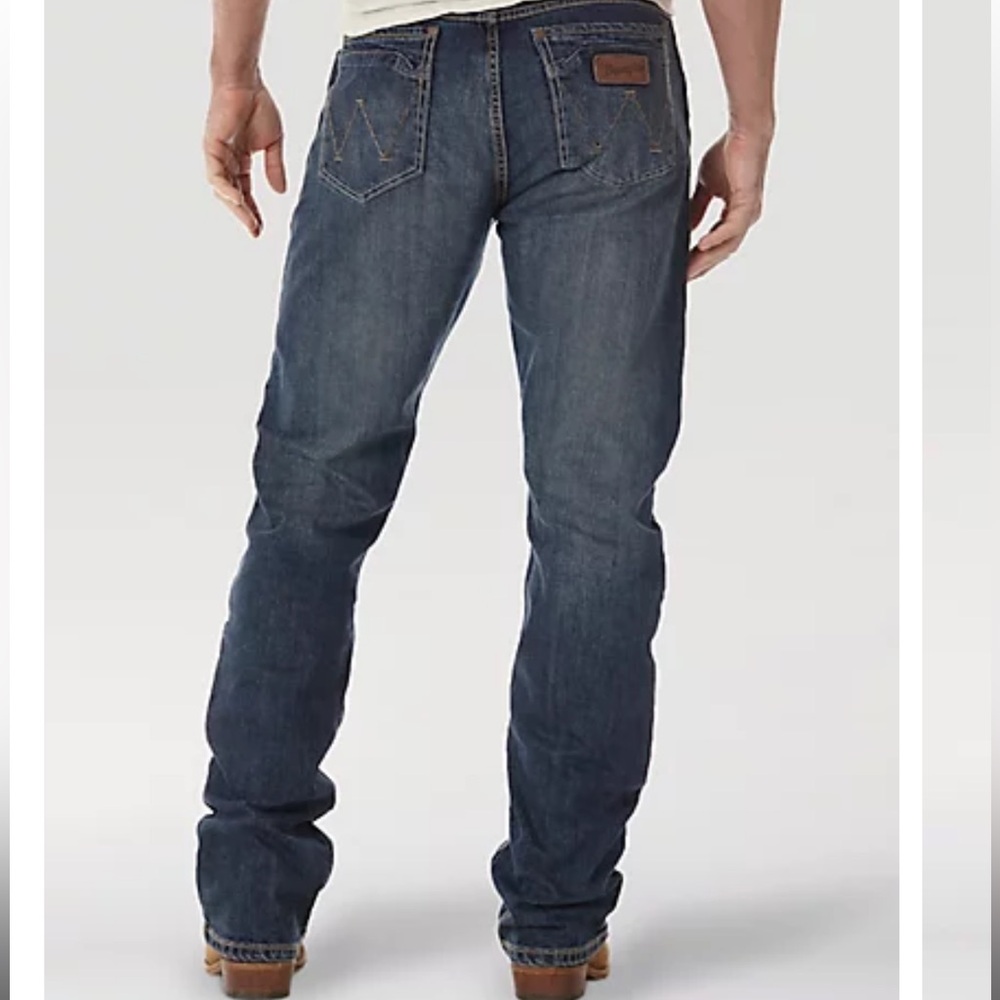 Men's Wrangler retro slim boot jeans size 36 x 36
